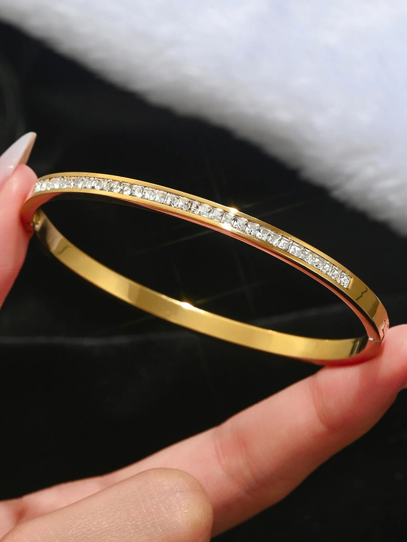 Stainless Steel Four-Leaf Clover Nail Bangle | 18K Gold Plated Lucky Charm Bracelet for Women
