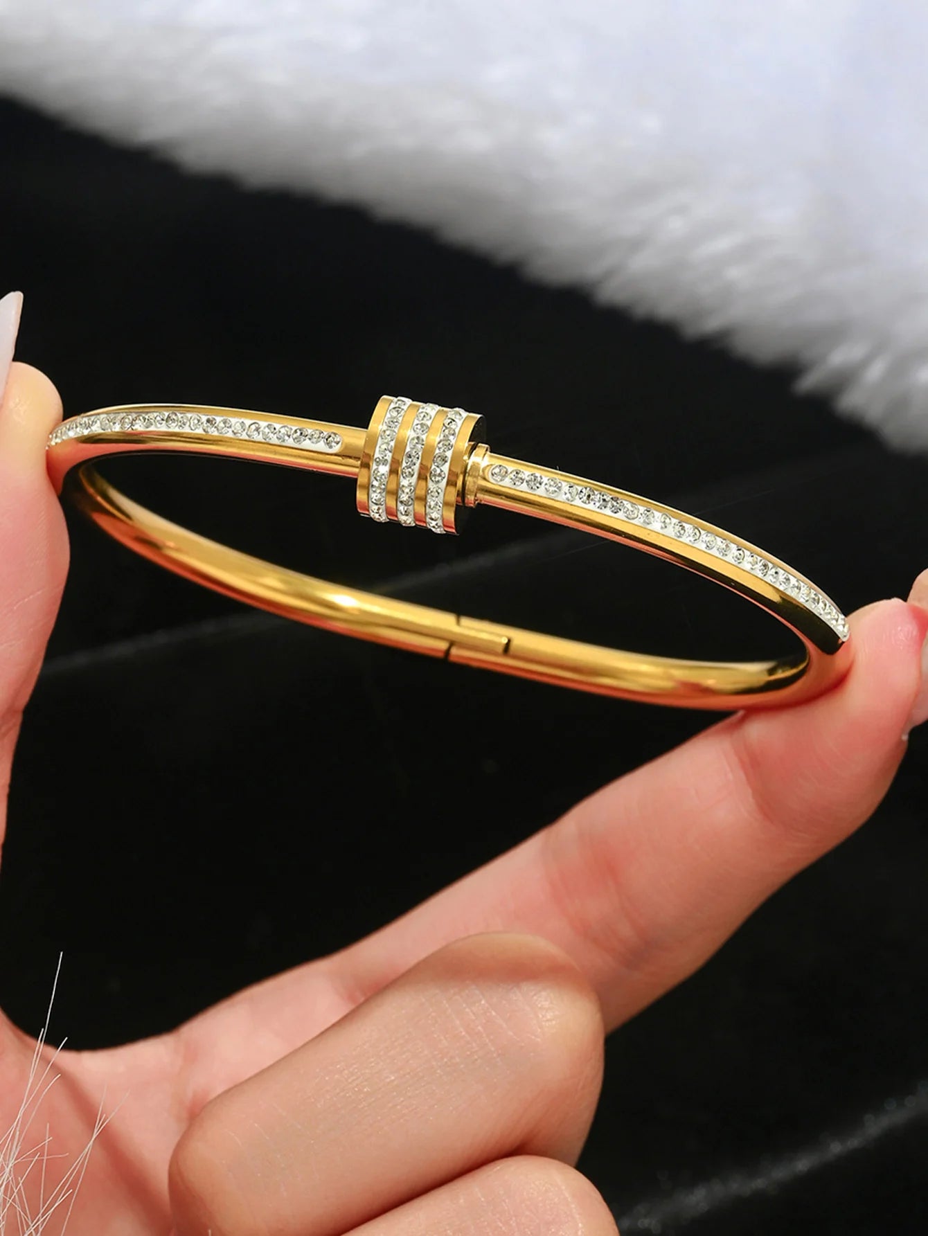 Stainless Steel Four-Leaf Clover Nail Bangle | 18K Gold Plated Lucky Charm Bracelet for Women