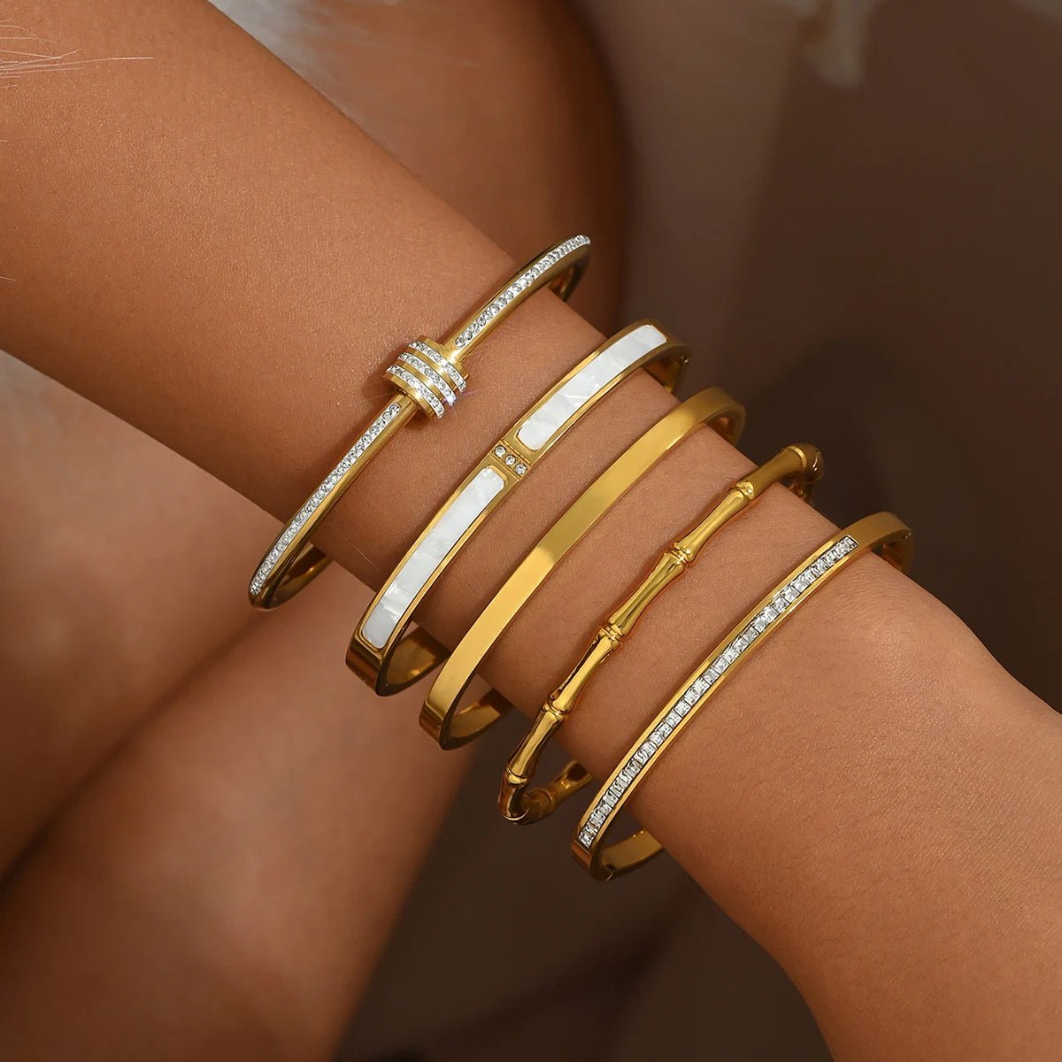 Stainless Steel Four-Leaf Clover Nail Bangle | 18K Gold Plated Lucky Charm Bracelet for Women